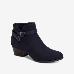 GIANI BERNINI Dorii Memory-Foam Ankle Booties